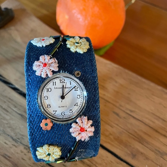 LILIAN VERNON vintage 70style adjustabl cuff wrist watch.Floral Embroidery denim - Picture 7 of 8